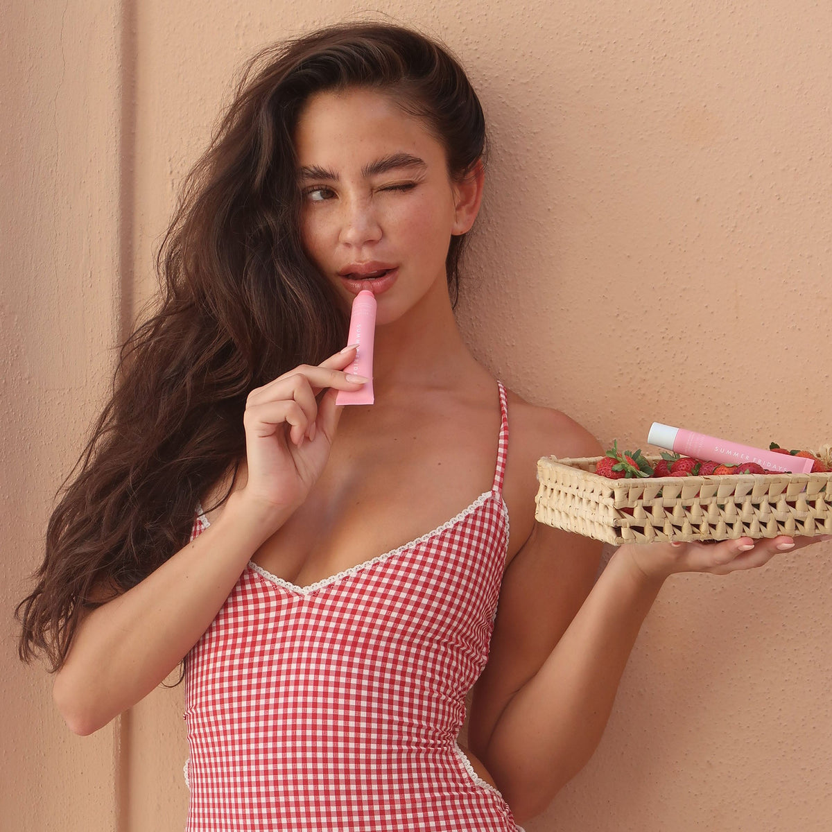 lip-butter-balm-strawberry-soft-serve-c9 LBBStrawberrySoftServe-Cristina.jpg