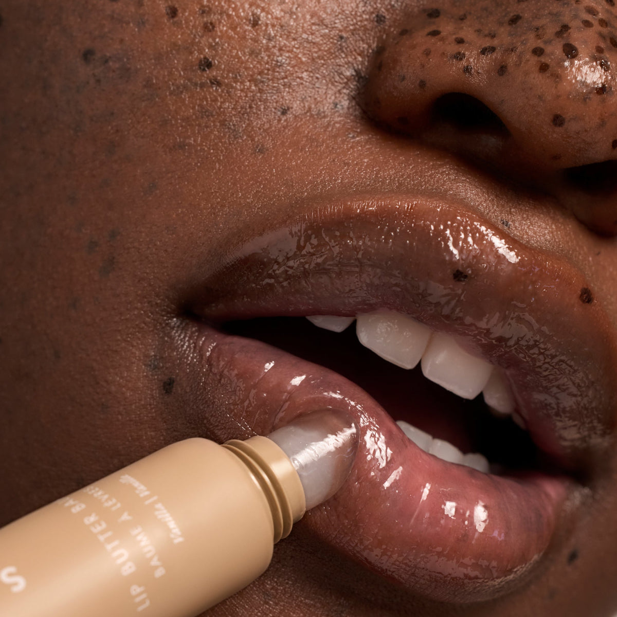 lip-butter-balm-vanilla-y3 PDP_LBB-Vanilla-2.jpg
